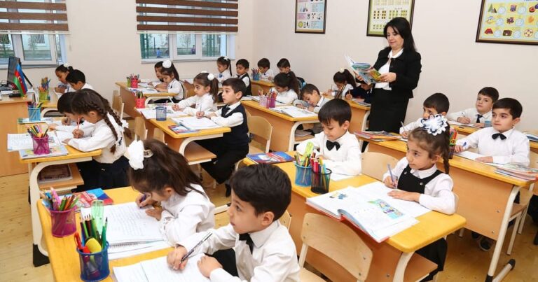 Din pərdəsi altında uşaqların rəqəmsal və psixoloji istismarı: İdeoloji təxribatın məsum qurbanları