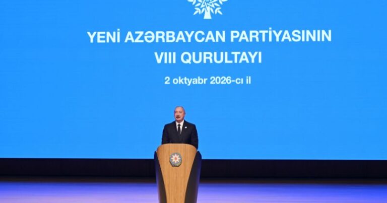 Prezident: Ulu Öndərin siyasi xətti dəyişməz olaraq qalır Prezident: Ulu Öndərin siyasi xətti dəyişməz olaraq qalır