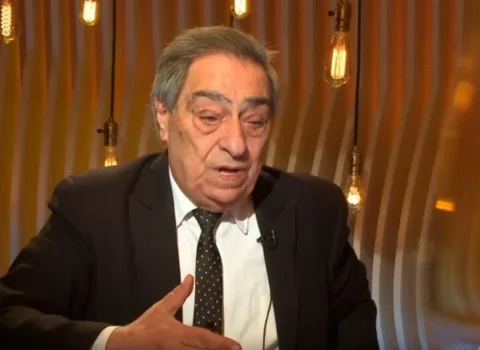 Rəşid Mahmudov Elza Seyidcahana 500 manat ödəyəcək