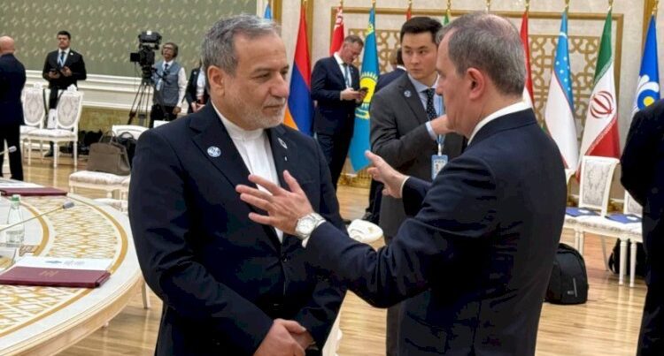 Lavrov özünü onların arasına dürtdü – VİDEO