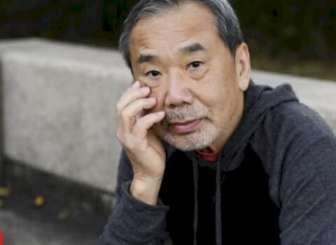 Murakami vəfat etdi