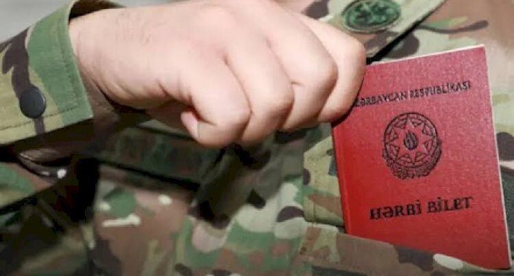 Əsgərliyə aparıldığı üçün 200 min manat tələb edir – Məhkəmə