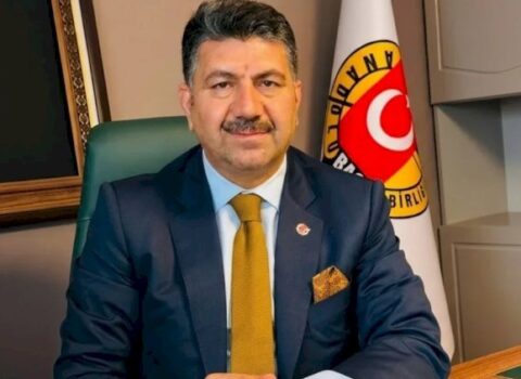 Azərbaycanın beynəlxalq axtarışa verdiyi türkiyəli jurnalist üzr istədi