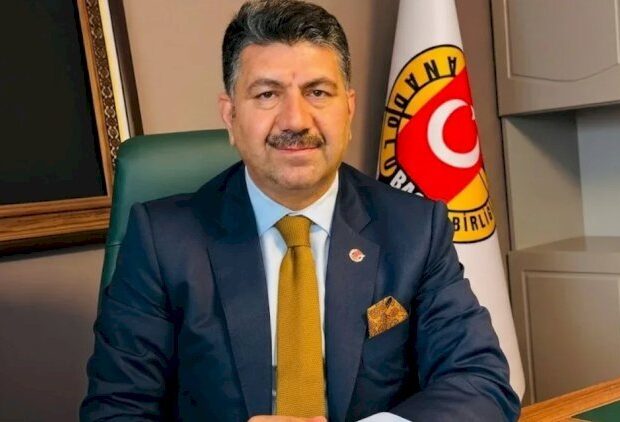 Azərbaycanın beynəlxalq axtarışa verdiyi türkiyəli jurnalist üzr istədi
