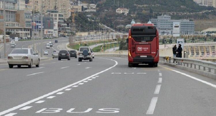 Bakıda avtobus zolaqları ilə bağlı YENİLİK Bakıda avtobus zolaqları ilə bağlı YENİLİK