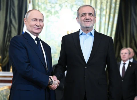Pezeşkian Putinlə görüşəcək: Bu məsələlər müzakirə olunacaq