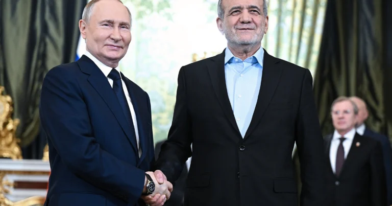 Pezeşkian Putinlə görüşəcək: Bu məsələlər müzakirə olunacaq