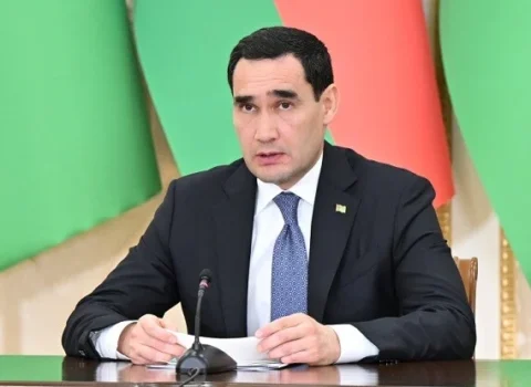 Sərdar Berdiməhəmmədov Azərbaycana gəldi