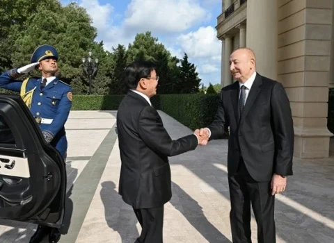 Laos prezidentinin Bakıda rəsmi qarşılanma mərasimi oldu