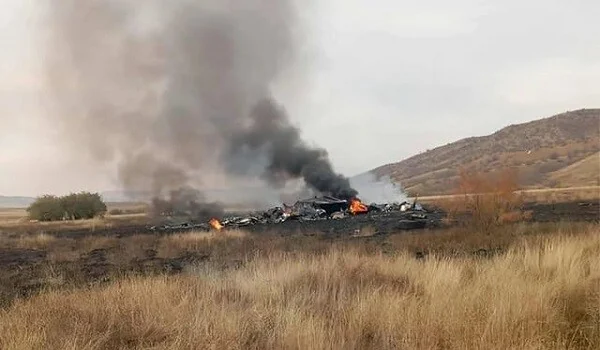 İki hərbi təyyarə toqquşdu: pilotlardan biri öldü