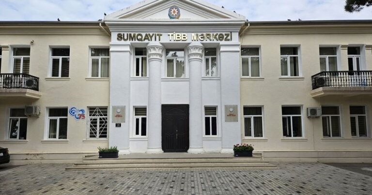 Sumqayıtda 13 tibb işçisi eyni gündə işdən çıxarılıb – Sağlamlıq arayışını 20 dəqiqəyə veribmişlər