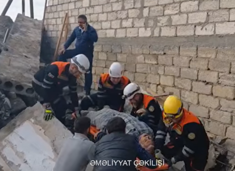 Bakıda ev uçdu: Ölən və yaralanan var – VİDEO