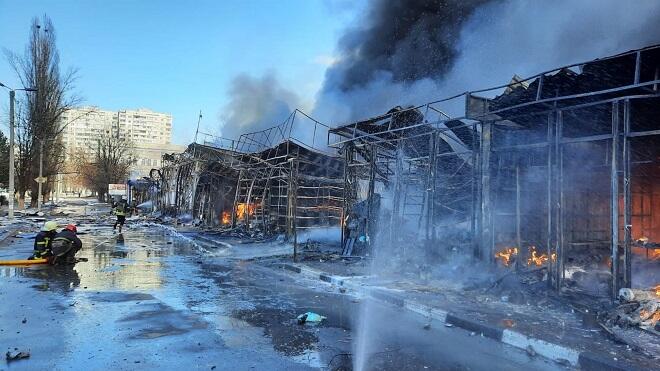 Rusiya Xarkovu vurdu: 3 ölü, 25 yaralı